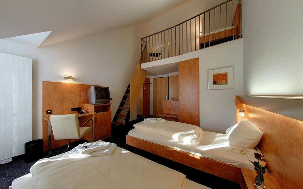 Hotel Gasthof Gross بيرجكيرتشين المظهر الخارجي الصورة